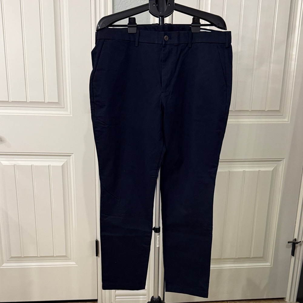 GAP Men's Dark Blue Skinny Chinos